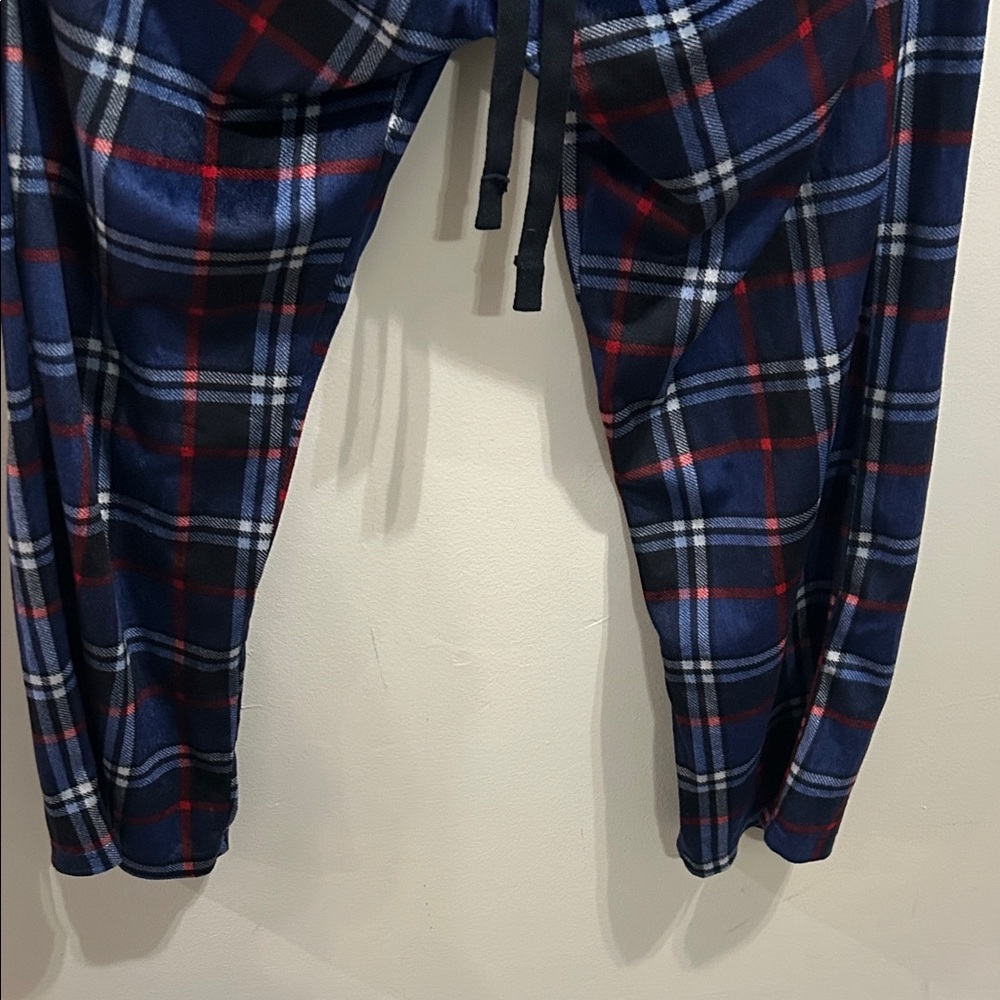 Beverly Hills Polo Club Navy and Red Plaid Pants - Picture 5 of 6
